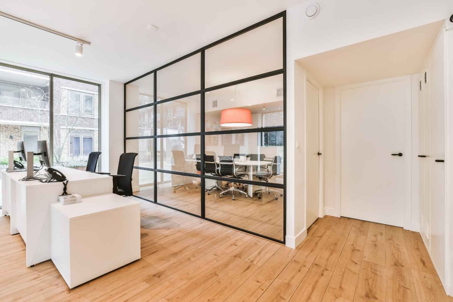 Checkliste: Das perfekte Büro für Ihr KMU finden